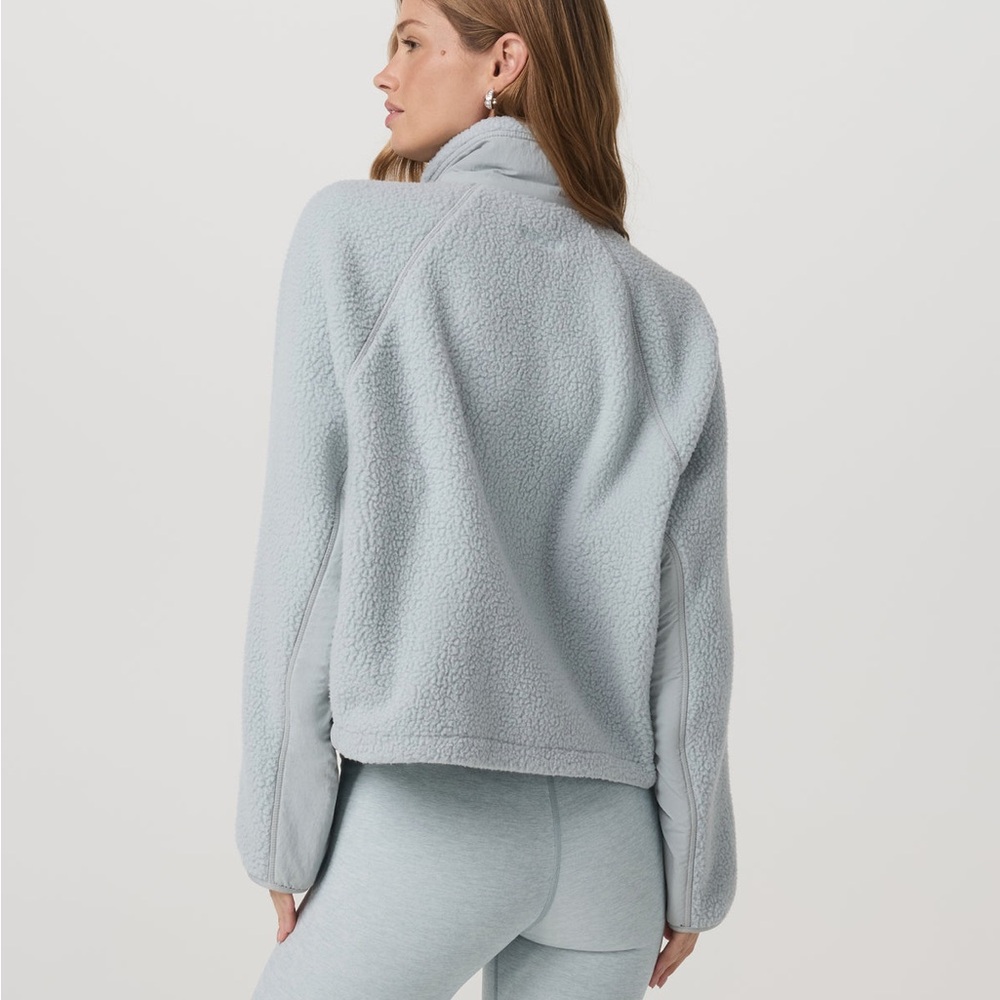 Vuori Alpine Jacket - Picture 3 of 8